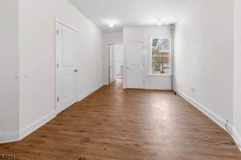 15 Highland Avenue Newark NJ 07104