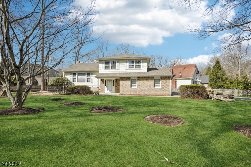 2 Eisenhower Road Closter NJ 07624