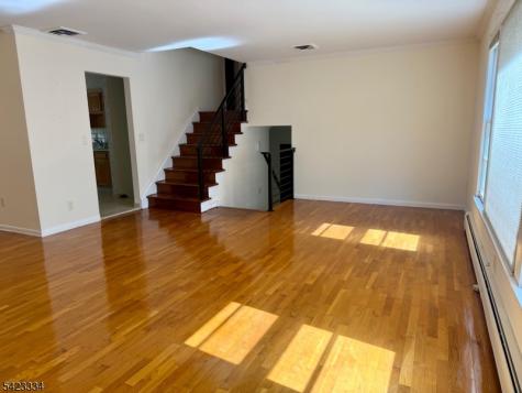 2 Eisenhower Road Closter NJ 07624