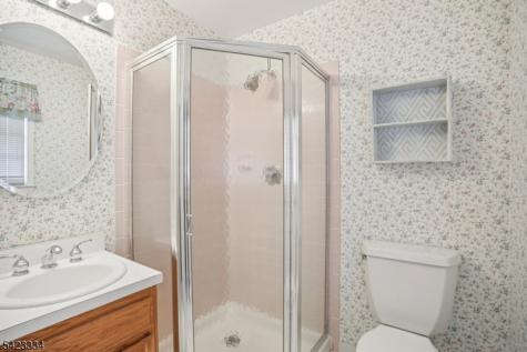 2 Eisenhower Road Closter NJ 07624