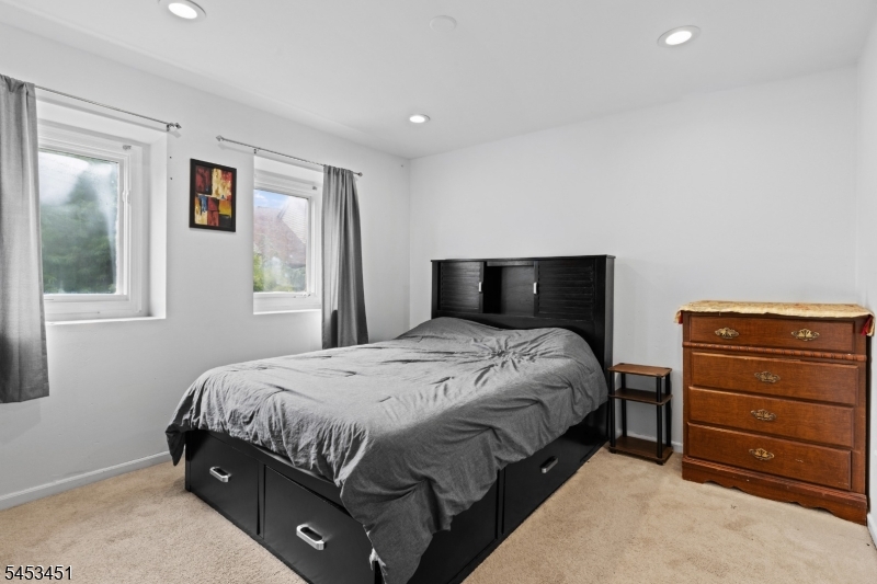 142 Riverbend Drive North Brunswick NJ 08902
