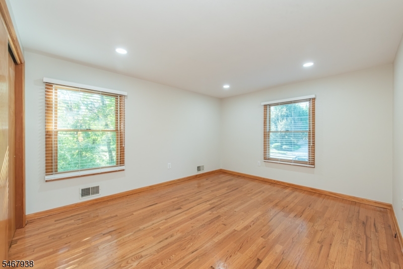 31 Hillside Avenue Florham Park NJ 07932