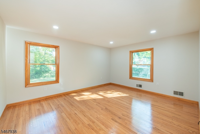 31 Hillside Avenue Florham Park NJ 07932