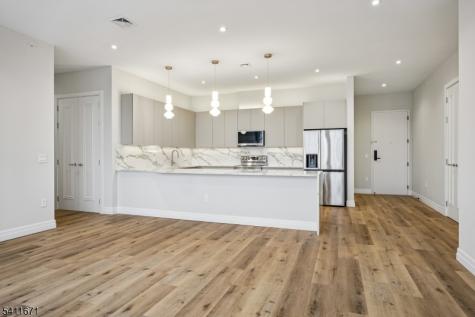 1722 Springfield Avenue Maplewood NJ 07040