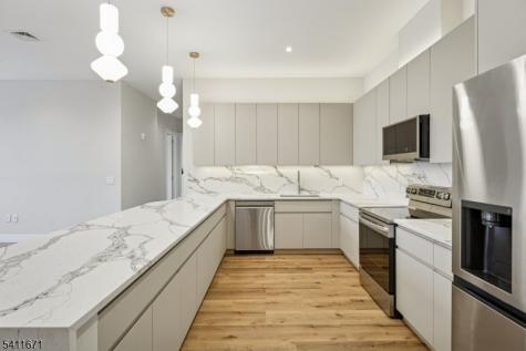 1722 Springfield Avenue Maplewood NJ 07040