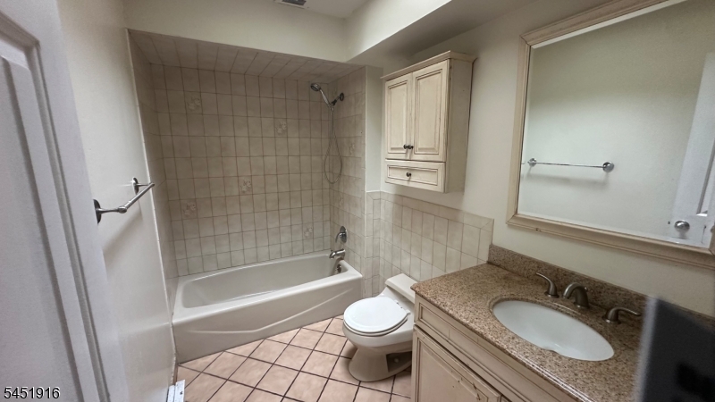 95 Longwood Lake Road Jefferson NJ 07438