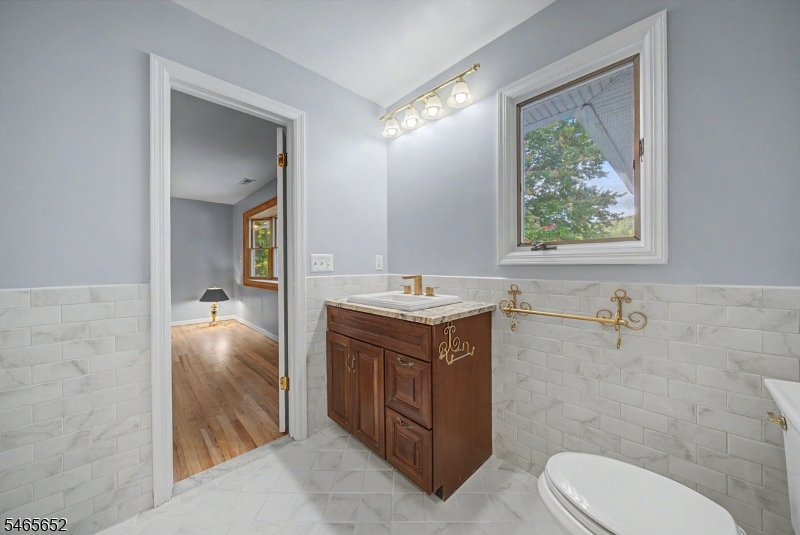 141 East Shore Road Denville NJ 07834