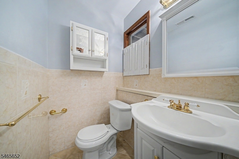 141 East Shore Road Denville NJ 07834
