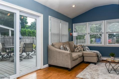 13 Crefeld Court Lincoln Park NJ 07035