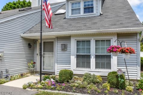13 Crefeld Court Lincoln Park NJ 07035