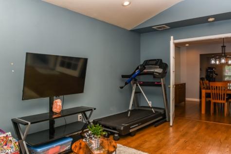 13 Crefeld Court Lincoln Park NJ 07035