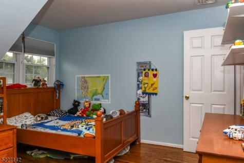 13 Crefeld Court Lincoln Park NJ 07035