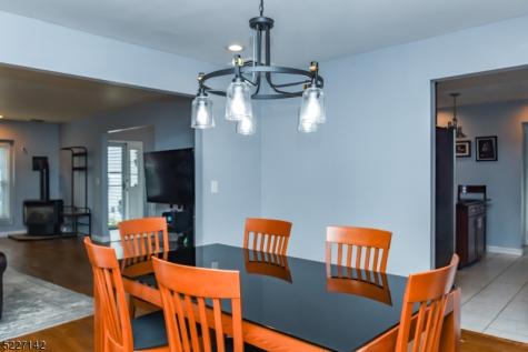 13 Crefeld Court Lincoln Park NJ 07035