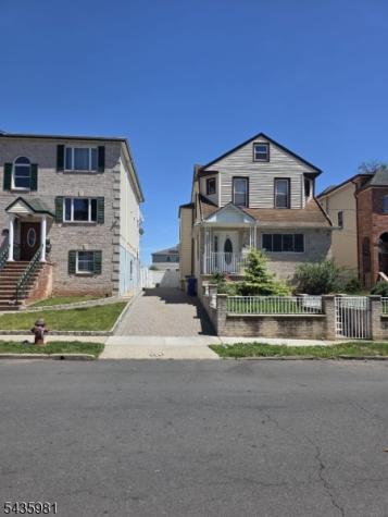 929 Adams Avenue Elizabeth NJ 07201