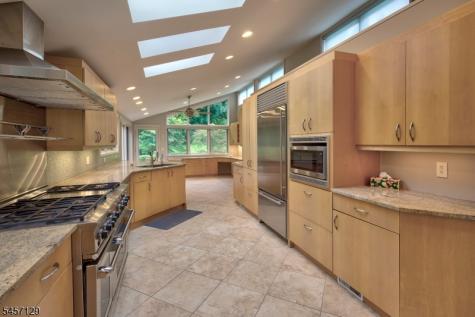 26 Gleneagles Drive Harding NJ 07935
