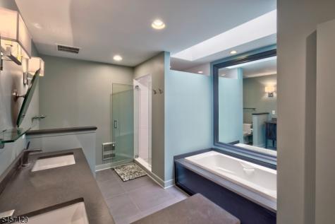 26 Gleneagles Drive Harding NJ 07935