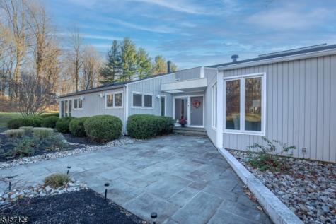 26 Gleneagles Drive Harding NJ 07935
