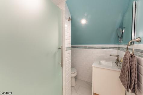 167 Beverly Hill Road Clifton NJ 07012