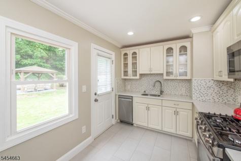 167 Beverly Hill Road Clifton NJ 07012