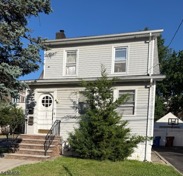 222 E Henry Street Linden NJ 07036
