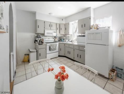 222 E Henry Street Linden NJ 07036