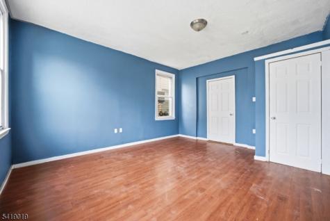 375 6TH Avenue Newark NJ 07107