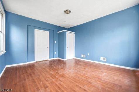 375 6TH Avenue Newark NJ 07107