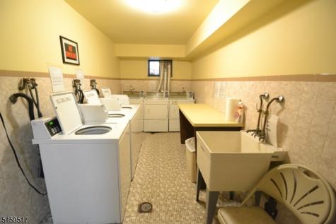 121 Grove Clifton NJ 07013