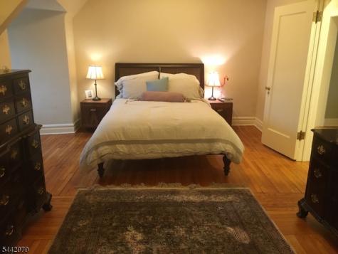 1 Laurel Place Montclair NJ 07043