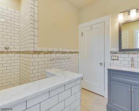 1 Laurel Place Montclair NJ 07043