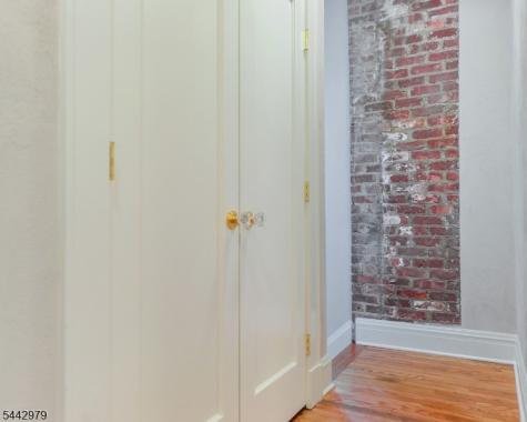 1 Laurel Place Montclair NJ 07043