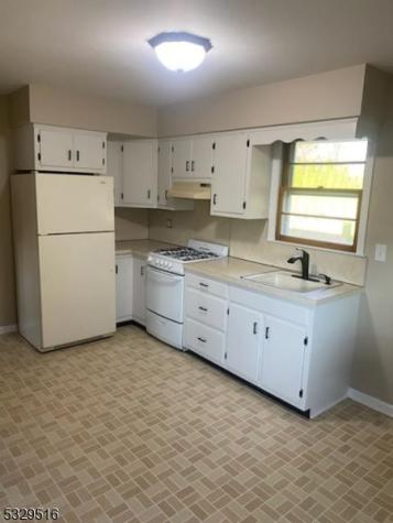 215 S 18th Avenue Manville NJ 08835