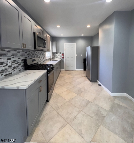621 Grove Street Irvington NJ 07111