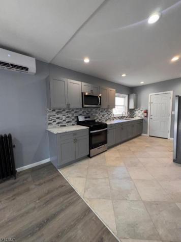621 Grove Street Irvington NJ 07111