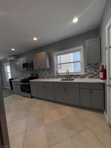621 Grove Street Irvington NJ 07111