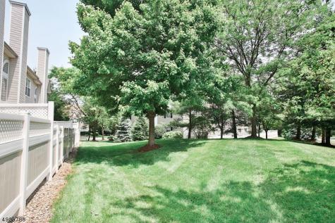 6 Georgian Ct Ondo Bernards NJ 07920