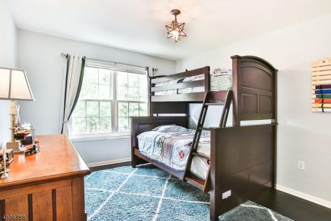 6 Georgian Ct Ondo Bernards NJ 07920