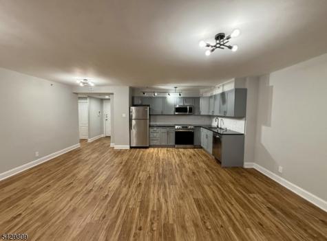 60 Parkway Drive E Unit 9b East Orange NJ 07017