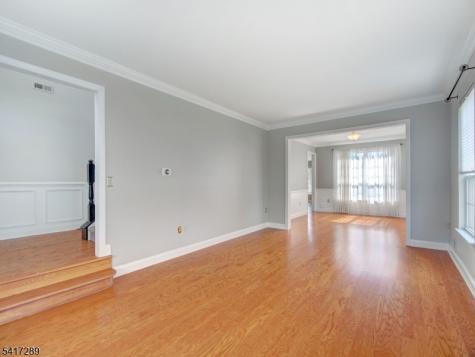 8 Mulberry Court Branchburg NJ 08876