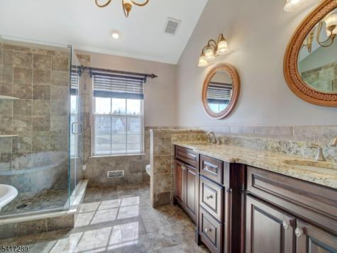 8 Mulberry Court Branchburg NJ 08876