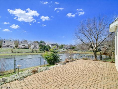 8 Mulberry Court Branchburg NJ 08876