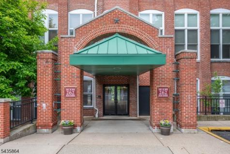262 Main Street Little Falls NJ 07424