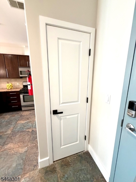 130 South St Apt 2d Newark NJ 07114