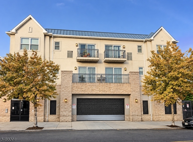130 South St Apt 2d Newark NJ 07114