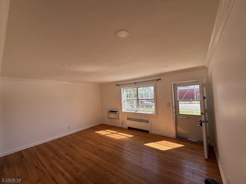 1 Colfax Manor Roselle Park NJ 07204
