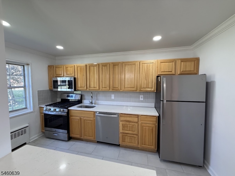 1 Colfax Manor Roselle Park NJ 07204