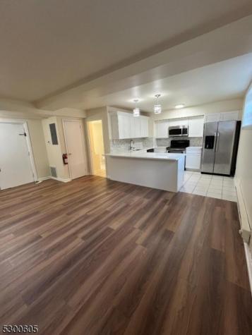 206 Main Street Millburn NJ 07041