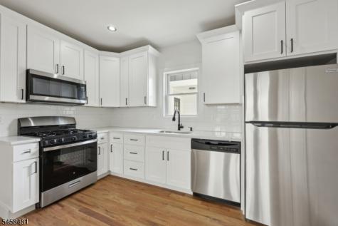 135 Forest St 2r Montclair NJ 07042