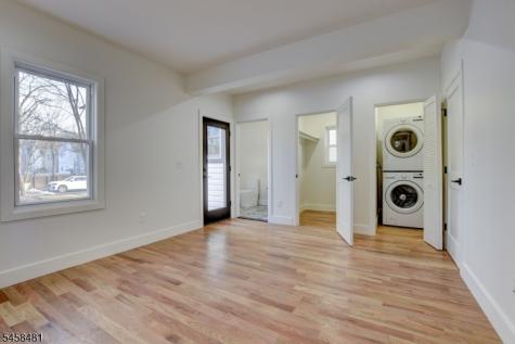135 Forest St 2r Montclair NJ 07042