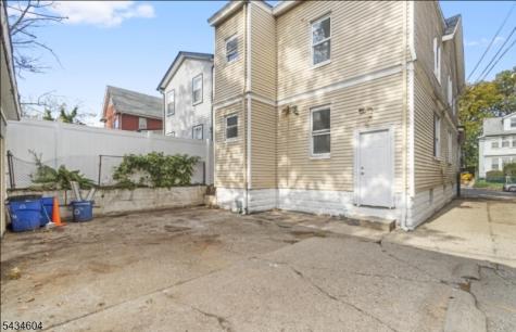 24 Irving Avenue Newark NJ 07112